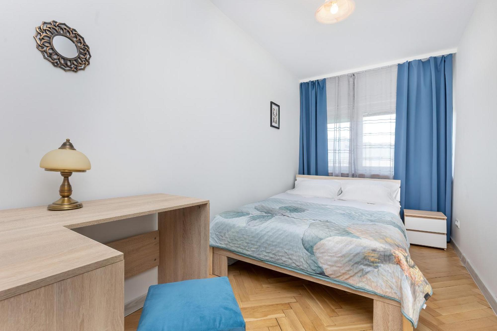 Cozy And Comfortable Wola Apartment By Noclegi Renters Варшава Экстерьер фото